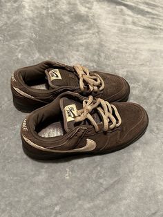 No box Definitely worn but still a pretty soild pair comes with extra laces rare 2007 pair don’t see to many Nike Brown Skate Shoes For Skateboarding, Brown Nike Skate Shoes For Skateboarding, Tiger Shoes, Nike Sb Dunk Low Pro, Xmas Wishlist, Drip Drop, Nike Sb Dunk Low, Sb Dunk Low, Nike Sb Dunks Low