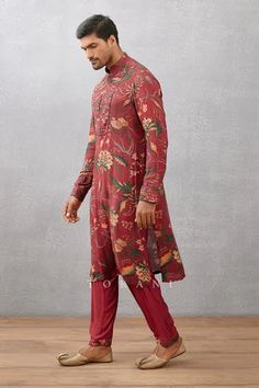 Shop for Torani Red Cotton Silk Sanobar Ashfaq Printed Kurta Set for Men Online at Aza Fashions Traditional Red Printed Kurta, Unstitched Red Floral Salwar Kameez, Red Printed Kurta For Festivals, Red Kalamkari Print Kurta For Transitional Season, Fitted Red Kurta With Dabka Detailing, Red Cotton Kurta With Floral Print, Transitional Red Kurta With Kalamkari Print, Fitted Red Kalamkari Traditional Wear, Fitted Red Kurta With Printed Motifs