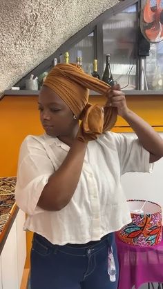 A quick go to head wrap tutorial! SAVE AND SHARE THIS ONE! How To Wrap A Head Wrap, Wrapping A Head Scarf, Head Scarf Wrap Styles, Styling A Head Scarf, African Scarf Head Wraps, How To Style A Head Scarf, Head Scarf Styles Tutorials, Head Ties Styles, How To Tie A Hair Scarf