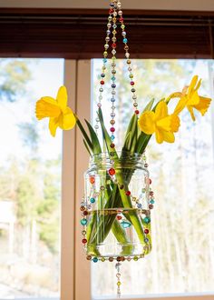 This colorful glass beaded flower / plant hanger brings sparkle and joy to your home. It has special twinkle in the sunny window or balcony like a sun catcher. This is a real eye catcher of the room. Amazing gift idea with birthday flower or for mother's day or housewarming party. You may use it for green plants or propagating or vase for cut flowers or candle jar.  Plant hanger is handmade of glass beads, which are much more sparkling and brighter than acrylic beads. Glass beads are linked with metal wire in color of silver or brass tone with a ring for hanging. Ideal for pots diameter 12-17 cm. Height about 50 cm with a pot. Plants, pots, jars, etc. in photos are not included. Recommended use indoors, note that weather conditions may damage the materials. Every plant hanger is unique, as Vintage Window Decor, Beaded Plant Hanger, Hanging Glass Planters, Jar Hanging, Crafts With Glass Jars, Bead Bottle, Diy Jar, Beaded Candle, Window Hanger