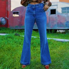 70s Ultra High-Rise Cuffed Bell Bottom Jeans By Re/Done. Brand New With No Tags. Amazing Condition With No Flaws. Size 26. Model Is 5’10. Retails For $325 Re/Done "The 70s" Cuffed Bell Bottom Jeans. High-Rise. Four-Pocket Style. Legs Flared From Knees. Cuffed Hem. Button/Zip Fly; Belt Loops. Cotton. Machine Wash. Made In Usa Of Imported Material. 70s Inspired Fitted Flare Jeans For Spring, Retro High Waist Flare Jeans For Spring, Vintage Fitted Flare Jeans For Spring, Fitted Vintage Flare Jeans For Spring, Spring Vintage Fitted Flare Jeans, Retro High Rise Flare Jeans For Spring, Vintage Full Length Jeans For Summer, Summer Vintage Full-length Jeans, Vintage Full Length Summer Jeans