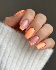 Coral Nails With Design, Unghie Sfumate, Unghie Nail Art, Peach Nails, Coral Nails, Short Acrylic Nails Designs, Orange Nails, Short Acrylic Nails, Best Acrylic Nails