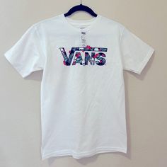 New Vans Tshirt Size Small White Cotton Vans T-shirt, Casual Vans T-shirt With Graphic Print, Vans Letter Print T-shirt For Summer, Vans Relaxed Fit Graphic Tee, Vans Relaxed Fit Graphic T-shirt, Vans Graphic Short Sleeve T-shirt, Vans Cotton Summer Tops, Vans T-shirt With Graphic Print And Relaxed Fit, Vans Short-sleeved Graphic Tee