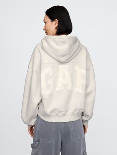 Vintage Soft Arch Logo Cropped Hoodie | Gap Beige Gap Hoodie, White Gap Hoodie, Gap Hoodie Outfit, Grey Hoodies Womens, College Clothes, Gap Hoodie, Birthday Basket