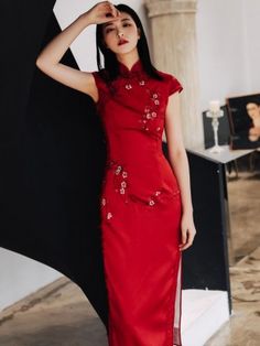 Qipao Outfit, Qipao Wedding Dress, Chinese Prom Dress, Cheongsam Wedding Dress, Cheongsam Wedding, Wedding Qipao, Qipao Wedding