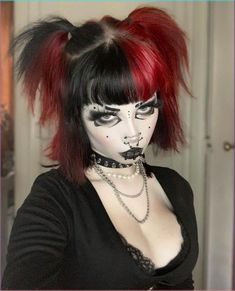 Hair Cut Ideas, Gothic Hairstyles, Goth Hair, Alt Makeup, Edgy Makeup, Peinados Fáciles Para Cabello Corto, Dye My Hair