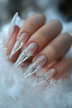 December Nails Stilleto, Winter Pointy Nails, Icy Nail Designs, Ice Princess Nails, Icicles Nails, Frosty Nail Designs, Christmas Nails Stilleto Shape, Christmas Stiletto Nails Designs, Winter Stiletto Nails Designs