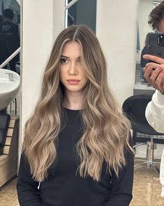 Ashy Brown Blonde Hair Balayage, Airtouch Hair Brown, Blonde Balayage On Dark Hair Brunettes, Brushlight Hair Brown, Ashy Brown Hair Balayage Ash Blonde, Low Balayage, Ashy Light Brown Hair Balayage, Bronde Balayage On Dark Hair, Ashy Light Brown Hair