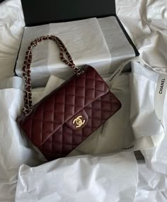 Red Chanel, Bags Aesthetic, Pretty Bags, Cute Bags, About Fashion, Coco Chanel