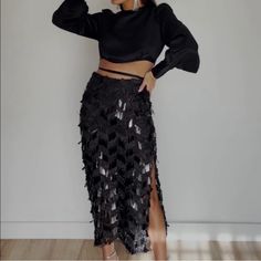 High Waisted Tonal Sequin Appliqu Side Hidden Inseam Zip Closure Black Maxi Skirt For Fall Party, Black Maxi Skirt For Spring Party, Chic Black Sequin Skirt, Chic Sequined Maxi Skirt For Party, Chic Sequined Maxi Skirt For Night Out, Elegant Zara Skirt For Party, Chic Zara Evening Skirt, Zara Sequined Party Skirt, Zara Sequin Party Skirt