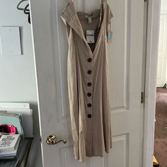 Never Worn! Brand New With Tags! Casual Cotton Midi Dress For Date Night, Forever 21 Summer Workwear Dresses, Forever 21 Summer Work Dresses, Casual Forever 21 Maxi Dress, Forever 21 Casual Sleeveless Midi Dress, Forever 21 Summer Midi Maxi Dress, Forever 21 Casual V-neck Midi Dress, Forever 21 Casual Summer Midi Dress, Casual Forever 21 Cotton Dresses