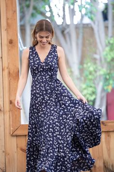 "Dark Blue Floral Romantic Summer Maxi Dress, Navy Blue Bohemian Floor Length \"Carrie\" Dress, Circle Flared Mid Day V Neck Dress, Open Back ⊱The Carrie dress is my classic, always in fashion dress. Fits the body amazingly it has elastic on the shoulder part and an elastic waistband to fit your size perfectly. an abundance of fabric makes a beautiful flow as you walk... The Carrie dress figure is very flattering and would easily fit different body types, shapes, and sizes. The Dress is made of Dark Blue Floral Dress, Flare Dress Casual, Carrie Dress, Rustic Dresses, Summer Flower Dress, Floral Bridesmaid Dresses, Casual Frocks, Romantic Summer, Dress Open Back