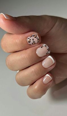 Short Semipermanent Nails, Basic Neutral Nails, Simple Nail Designs On Natural Nails, Simple Leopard Nails, Gel Nails Leopard Print, Short Nail Designs Spring Simple, Nail Designs Natural Nails, Cheetah Dip Nails, Short Nails Leopard