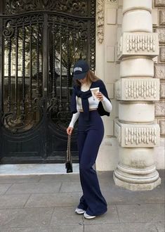 flared_leggings_outfit-1 High Waisted Flare Pants, Looks Pinterest, Neue Outfits, Looks Chic, 가을 패션, Airport Outfit, Business Casual Outfits