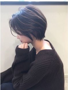 Korean Short Hair For Chubby Face, Hair For Chubby Face, Short Hair For Chubby Faces, Long Pixie Cut, Chubby Face Haircuts, Short Hairstyle Ideas, Chubby Face