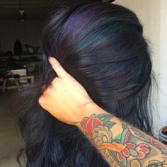 Raven Hair Color, Oil Slick Hair Color, Hidden Rainbow Hair, Oil Slick Hair, Slick Hair, Holographic Hair, Edgy Haircuts, Teal Hair