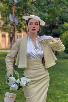 Classy Vintage Outfits, 40s Mode, Elegant Outfit Classy, Classy Vintage, Chique Outfits, Elegant Dresses Classy, Elegante Casual, Vintage Inspired Outfits, Glam Dresses