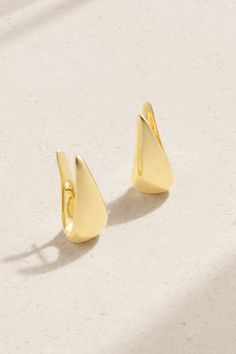 Anita Ko's jewelry is designed to express your mood - wear these classic earrings on their own or mix them with others for a more contemporary feel. They're cast from polished 18-karat gold and sculpted into a teardrop shape that hugs the lobes. Refined 14k Yellow Gold Earrings, Luxury Gold-plated Huggie Earrings With Polished Finish, Luxury Gold Plated Huggie Earrings With Polished Finish, Refined 14k Gold Earrings As Gift, Refined 14k Gold Earrings For Gift, Refined 14k Gold Earrings For Formal Occasions, Formal Sterling Silver Pierced Huggie Earrings, Minimalist 14k Gold Huggie Earrings For Formal Occasions, Minimalist Formal Huggie Earrings In Sterling Silver