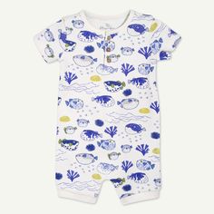 From play-time to nap-time, our bubble fish print romper keeps up with your little one. With short sleeves and 100% organic honeycomb knit cotton, this romper keeps baby cool and comfy. Thoughtful wooden buttons at the front make dressing easy and bottom snaps make changes quick! Organic Cotton Short Sleeve Onesie For Playwear, Organic Cotton Playwear Onesie, Cotton Bubble Romper For Playwear, Casual Blue Short Sleeve Bubble Romper, Cotton Short Sleeve Bubble Romper For Playtime, Blue Cotton Bubble Romper With Short Sleeves, Lets Make A Baby, Bubble Fish, Ocean Kids