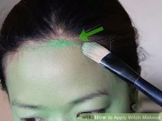 How To Paint A Witch Face, Witches Makeup Ideas, Easy Witch Makeup Diy, Simple Witch Makeup Halloween, Green Witch Makeup Halloween, Witch Halloween Makeup Easy, Witch Makeup Diy, Diy Witch Makeup, Witch Face Makeup