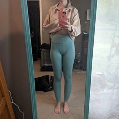 Alphalete Teal Leggings High Compression Basically New - Women's Xs Fits Sizes 00 & 0 Best But Also 2. Truly High Compression In The Waist, Thighs, And Calves. Purchased Brand New On Alphalete Website. Sold Out Online - Buy Here! Teal Leggings, New Woman, Pant Jumpsuit, Buy Online, Pants For Women, Leggings, Brand New, Pants, Women Shopping