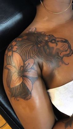 Tattoo Ideas For Female, Women's Shoulder Tattoo, Alas Tattoo, Girl Thigh Tattoos, Girl Neck Tattoos