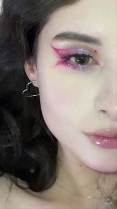 Festival Make Up, Butterfly Makeup, Smink Inspiration, Makijaż Smokey Eye, Eye Makeup Designs