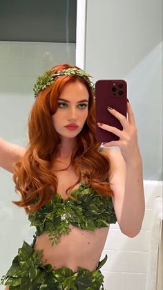 poison ivy halloween costume Red Hair Costume, Puff Hairstyle, Poison Ivy Halloween Costume, Poison Ivy Costume, Ivy Costume