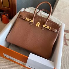 Hermes Birkin 30 Gold Togo, Hermes 25 Birkin, Hermes Birkin 25 Outfit, Birkin 25 Outfit, Hermes Birkin 25 Gold, Birkin 25 Gold, Hermes Birkin Gold, Birkin Gold, Birken Bag