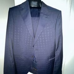 Brand New Mens Lv Suite Designer Business Suits, Louis Vuitton Men, Mens Suits, Blazer Suit, Color Blue, Louis Vuitton, Blazer, Brand New, Blue