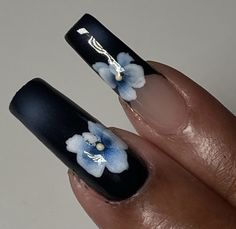 Nail Inspo Black, Girly Girl Outfits, Pretty Gel Nails, Unique Acrylic Nails, Oval Nails, Fire Nails, Dream Nails, Funky Nails, Nail Trends