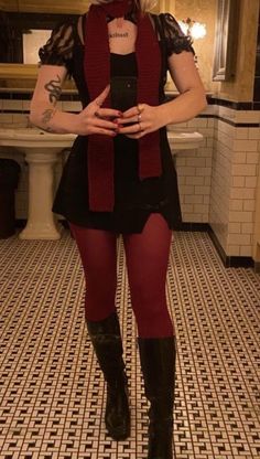 Striped Tights Outfit, Classy Punk, Dakota Warren, Fun Tights, Red Tights, Looks Pinterest, Ideas Outfit, Tights Outfit, Aesthetic Outfits