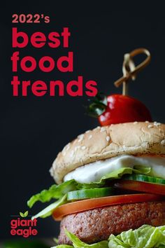 Burger with veggies Big Food, Tinned Fish, Big Meals, Drinks Alcohol Recipes, Food Trends, Non Alcoholic Drinks, Non Alcoholic, Chicken Burgers, Drink Recipes