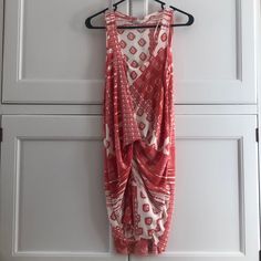 Never Worn! Super Cute. Zara Bohemian Red Midi Dress, Red Zara Mini Dress For The Beach, Zara Red Mini Dress For The Beach, Zara Red Mini Dress For Beach, Zara Red Bohemian Dress, Zara Red Mini Dress For Day Out, Front Knot Dress, Zara Dresses, Red White