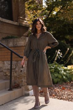 Chic and versatile, the Olive Button Down Belted Midi Dress is the perfect balance of comfort and style! Whether you're headed to the office or out for a casual dinner, this dress offers effortless elegance with a boho twist. Featuring an attached belt, this dress accentuates your waist and allows for a customizable fit. The button-down front brings classic appeal and versatile styling options. Pair it with boots or heels for a refined, casual look that transitions seamlessly from day to night. Fall Style Guide, Gameday Dress, Loungewear Dresses, Casual White Dress, Belted Midi Dress, Dressy Fashion, Game Dresses, Casual Dinner, Effortless Elegance