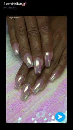 Opal Nail Color, Nail Inspo Iridescent, Iridescent Dip Powder Nails, White Iridescent Nails Acrylic, Shimmer Nails Acrylic, Pearlized Nails, Black Iridescent Nails, Opalescent Nails, Pearlescent Nails