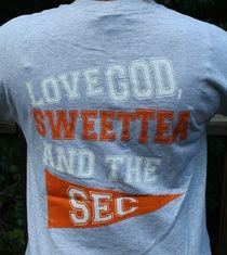 the back of a shirt that says love god, sweettea and the sec