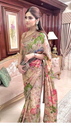 Pakistani Designer Dress, Wedding Wear Pakistani, Choker Outfit, Long Tunic Dress, Indian Fashion Trends, Latest Dress Design, Festive Wedding, Modern Saree