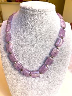 Beautiful, genuine and natural handmade AMETHYST beaded necklace. Simple and elegant, it works well both with casual and evening outfits. The necklace is 16.5 inches long, made of rectangular amethyst beads interspersed with small silver-tone metal beads. The amethyst beads are 16 mm x 12 mm in size. Beaded Necklace Simple, Bracelet Craft, Bracelet Craft Diy, Art Deco Necklace, Amethyst Jewelry, Evening Outfits, Amethyst Beads, Amethyst Necklace, Craft Diy