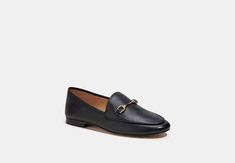 Black Loafers Outfit, Best Loafers, Sling Bag Mini, Coach Loafers, Comfy Travel, Loafers Outfit, Timeless Shoes, Work Fits, Smart Casual Wear