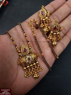 Rajwadi mangalsutra , with earring Rajwadi Necklace Gold, Rajwadi Mangalsutra Design, Mangalsutra Pendant Designs Gold, Antique Mangalsutra Designs, Small Mangalsutra, Rajwadi Jewellery, Fancy Mangalsutra, Mangalsutra Pendant, Gold Pendants For Men