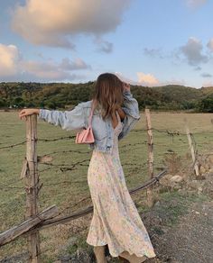 Looks Country, Spring Outfit Ideas, Pakaian Feminin, Diy Vetement, Dress Denim, Church Outfits, Cute Summer Dresses, Feminine Outfit, Girly Outfits