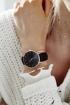 Daniel Wellington Watch Women, Rosefield Watch, Pretty Watches, Daniel Wellington Watch, Trendy Watches, Fancy Watches, Design Moda, Tiffany Jewelry, Hand Watch