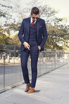 Navy Groomsmen, Wedding Suits Men Black, Best Wedding Suits, Wedding Ceremony Ideas, Maroon Wedding, Suit Ideas, Suits Men, Navy Blue Suit