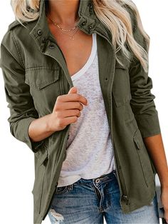 Military Jacket Women, Streetwear Coat, Military Jacket Green, Elegant Blazers, Womens Jackets Casual, Fashion Closet, Casual Outerwear, Cargo Jacket, Anorak Jacket