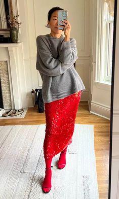 October Fashion 2024, Allison Victoria Style, Red Skirt Styling, Colorful Holiday Outfit, Gen Z Concert Outfit, Sequin Skirt Street Style, Style Sequin Skirt, Cool Holiday Outfits, Preppy Bohemian Style