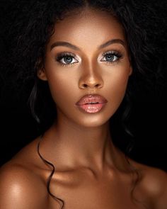 Mekap Mata, Smink Inspiration, Beauty Portrait, Dark Skin Makeup, Makeup For Black Women, Natural Makeup Looks, Summer Makeup, Glam Makeup, Girls Makeup