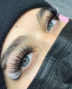 Lashes With White Strip, White And Black Lash Extensions, Eyelash Extensions With White, Lashes Extensions With Color, Colorful Lash Extensions, Eyelash Extensions Styles With Color, Lash Extensions Styles With Color, Color Lashes Extensions, White Lash Extensions