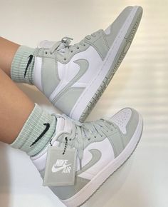 Wallpaper Nike, Women Tips, Dr Shoes