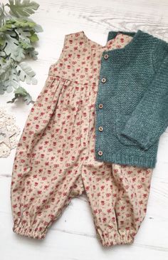 Baby Mode, Bohemian Girls, Trendy Baby, Moda Vintage, Baby Outfits, Floral Romper